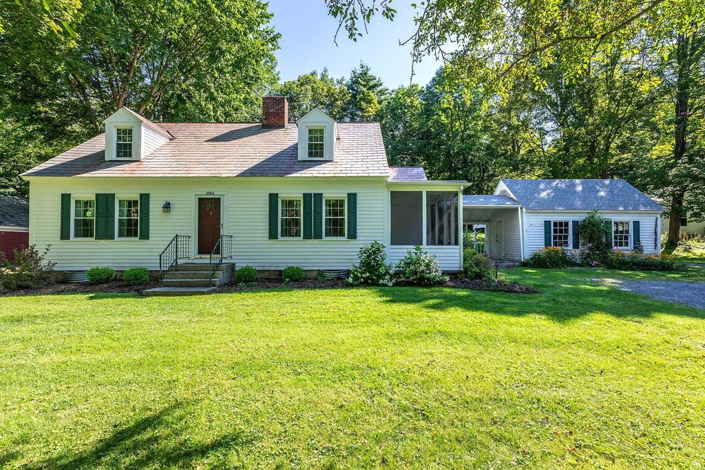 2984 VT 313 Route, Arlington, VT 05250