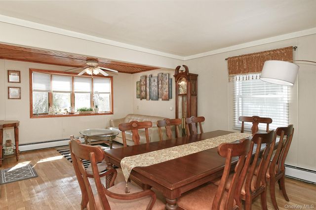 78 Center Lane, Levittown, NY 11756
