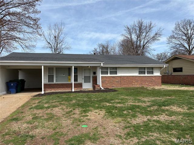 2225 Kerwin Drive, Moline Acres, MO 63136