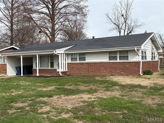 2225 Kerwin Drive, Moline Acres, MO 63136