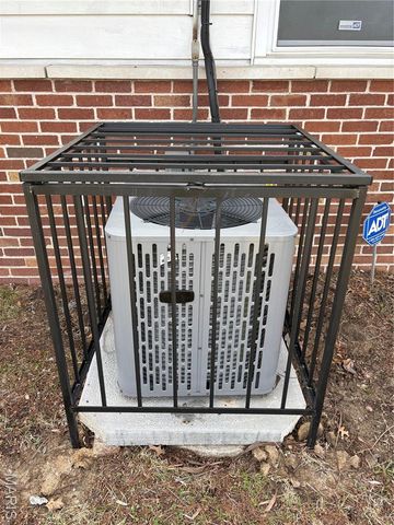 2225 Kerwin Drive, Moline Acres, MO 63136