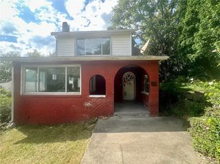 717 Washington St, Aliquippa, PA 15001