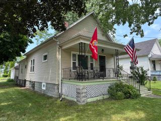 2417 Division Street, Port Huron, MI 48060