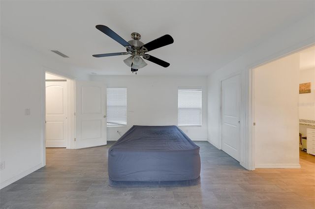 3428 39TH STREET N, St Petersburg, FL 33713