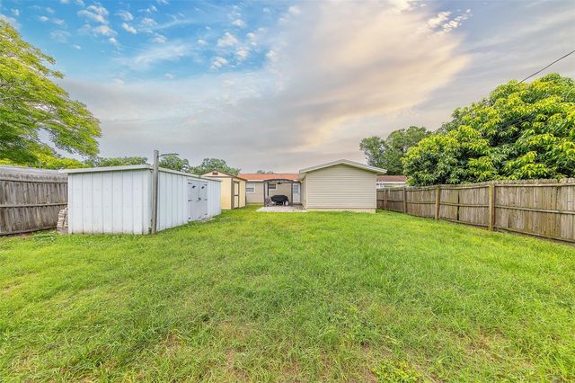 3428 39TH STREET N, St Petersburg, FL 33713