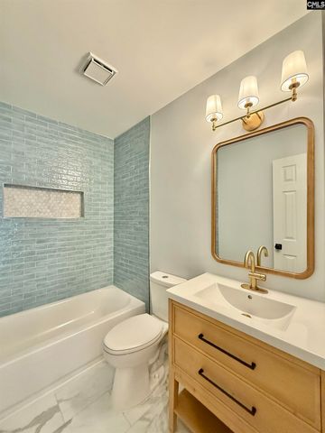 101 E Sparrowood Run, Lexington, SC 29072