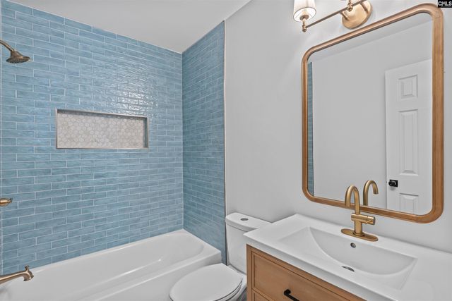 101 E Sparrowood Run, Lexington, SC 29072