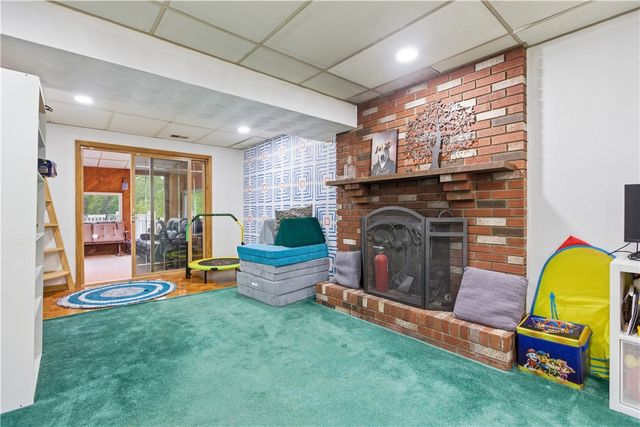 304 Elm Drive, Cecil, PA 15317