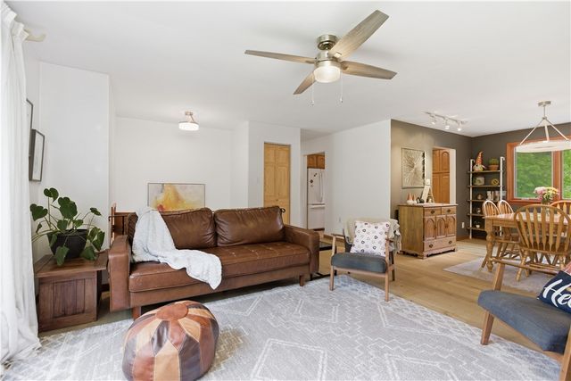 304 Elm Drive, Cecil, PA 15317