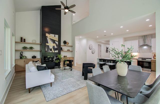 1802 Rollingwood Drive, Huntsville, TX 77340