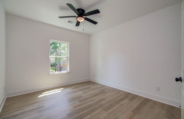 1802 Rollingwood Drive, Huntsville, TX 77340