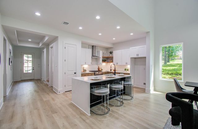 1802 Rollingwood Drive, Huntsville, TX 77340