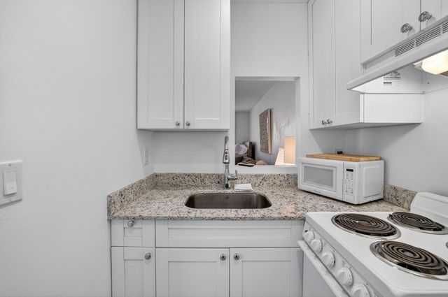 4228 N Ocean Dr Apt 9, Fort Lauderdale, FL 33308