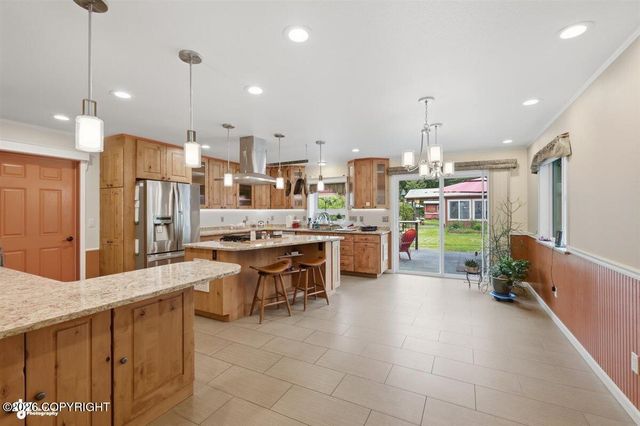 911 E Fairview Loop, Wasilla, AK 99654