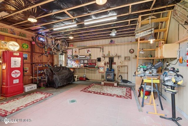 911 E Fairview Loop, Wasilla, AK 99654
