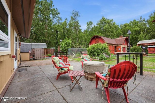 911 E Fairview Loop, Wasilla, AK 99654