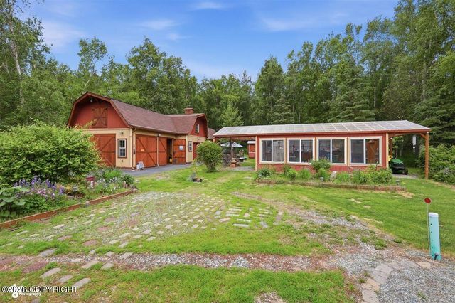 911 E Fairview Loop, Wasilla, AK 99654