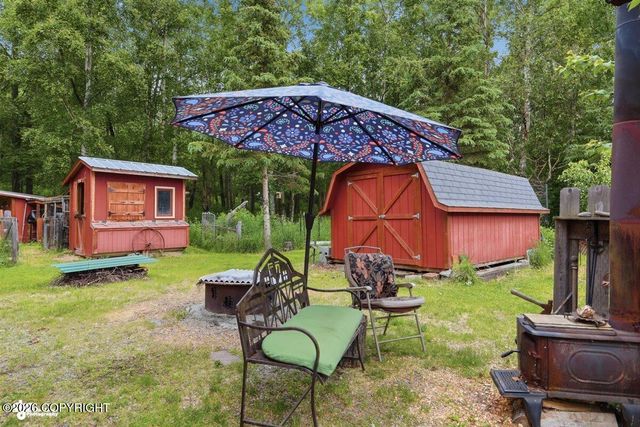 911 E Fairview Loop, Wasilla, AK 99654