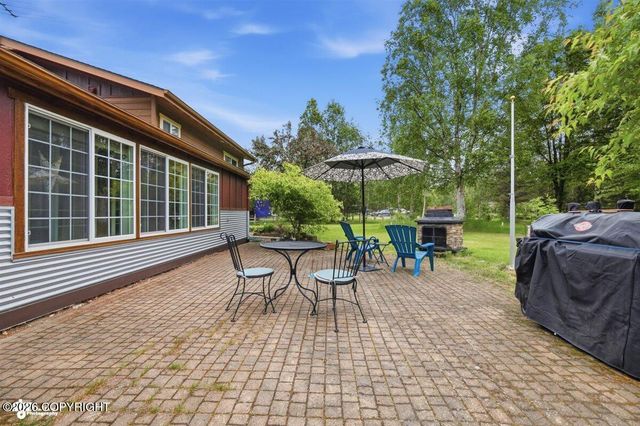 911 E Fairview Loop, Wasilla, AK 99654