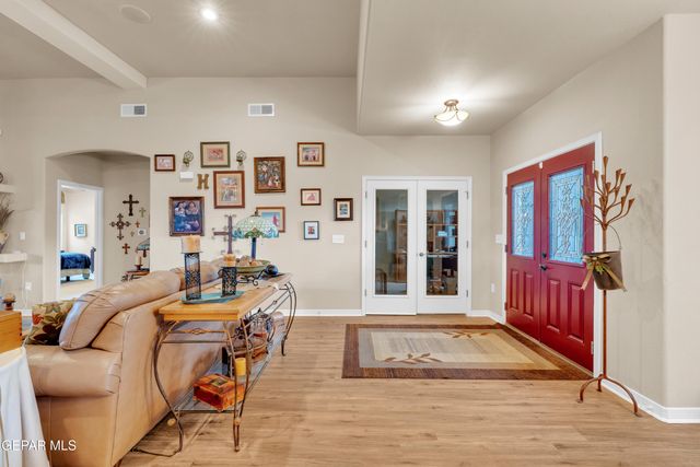 144 APACHE BRAVE Street, Santa Teresa, NM 88008