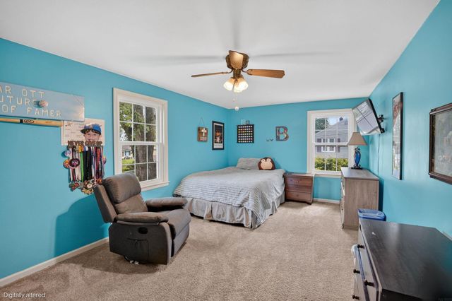1015 Prospect Boulevard, Waterloo, IA 50701