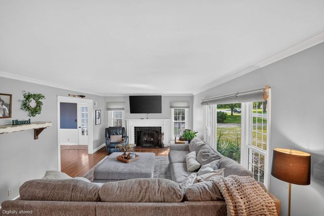 1015 Prospect Boulevard, Waterloo, IA 50701