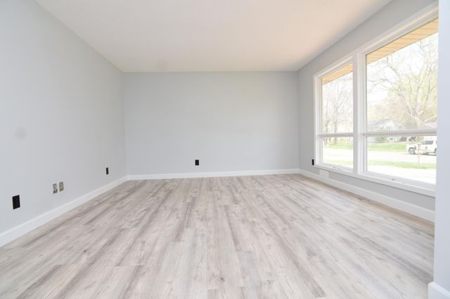 10556 104th Avenue N, Maple Grove, MN 55369