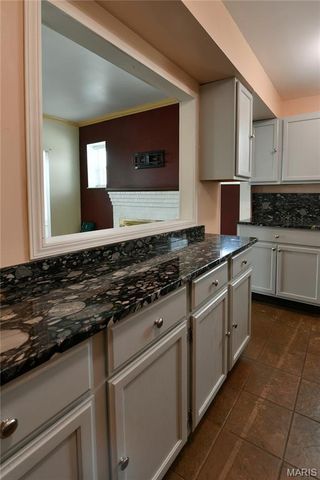 5567 Pershing Avenue 3W, St Louis, MO 63112