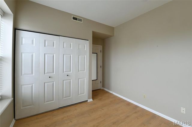 5567 Pershing Avenue 3W, St Louis, MO 63112