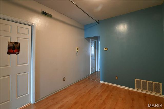 5567 Pershing Avenue 3W, St Louis, MO 63112