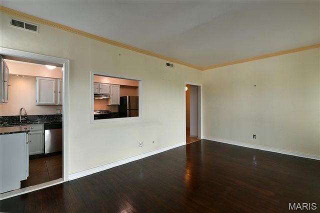 5567 Pershing Avenue 3W, St Louis, MO 63112