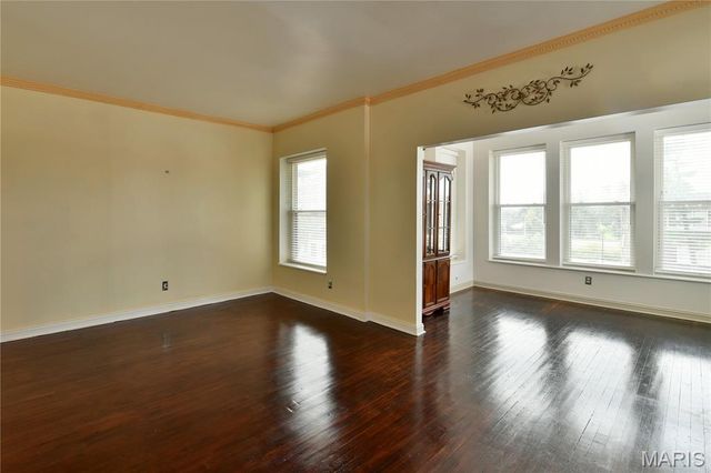 5567 Pershing Avenue 3W, St Louis, MO 63112
