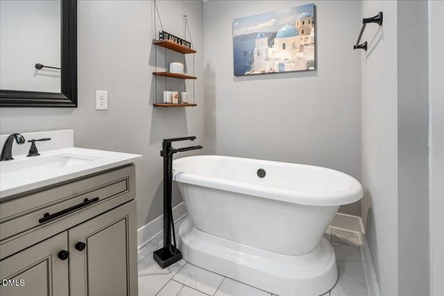 2931 Chapel Hill Road, Durham, NC 27707