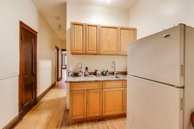 4820 W Washington Boulevard, Chicago, IL 60644