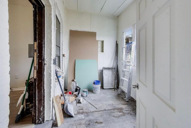 4820 W Washington Boulevard, Chicago, IL 60644