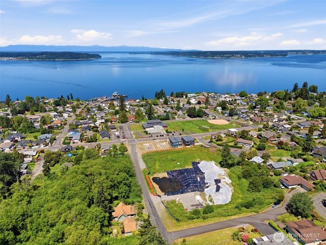 1312 Adams Street, Steilacoom, WA 98388