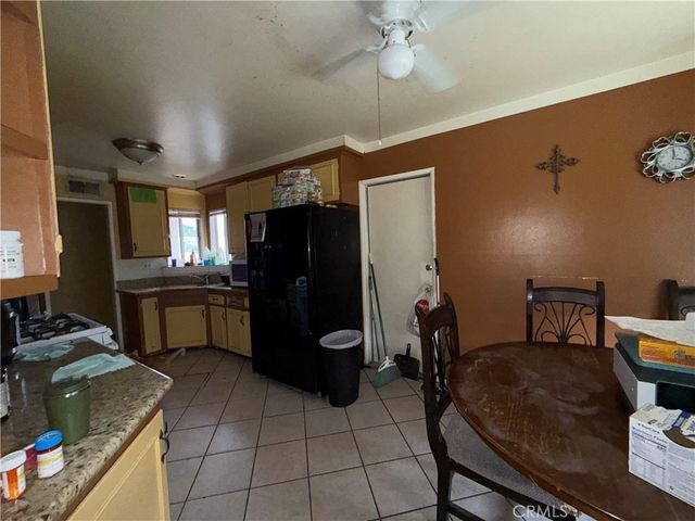 3292 Debbie Lane, Riverside, CA 92501