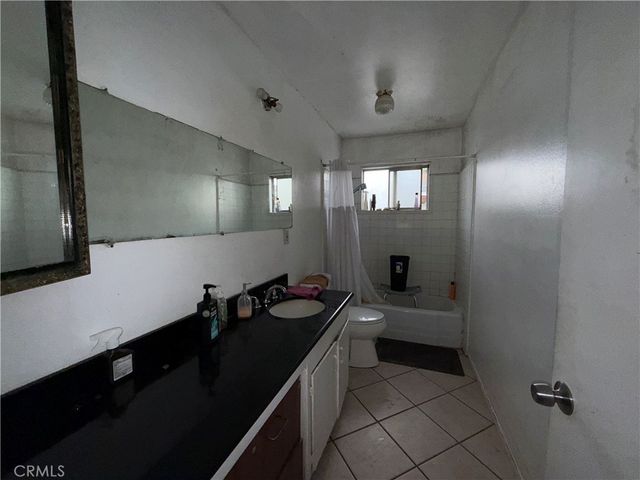 3292 Debbie Lane, Riverside, CA 92501