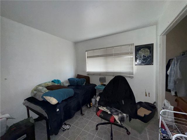 3292 Debbie Lane, Riverside, CA 92501