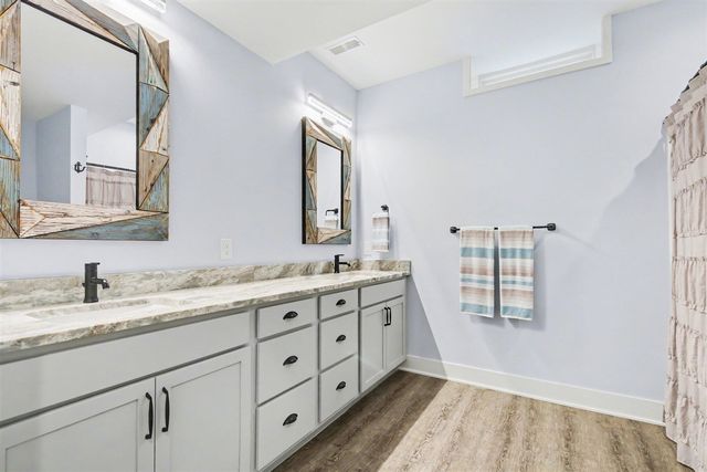 6747 Kitson Drive, Rockford, MI 49341