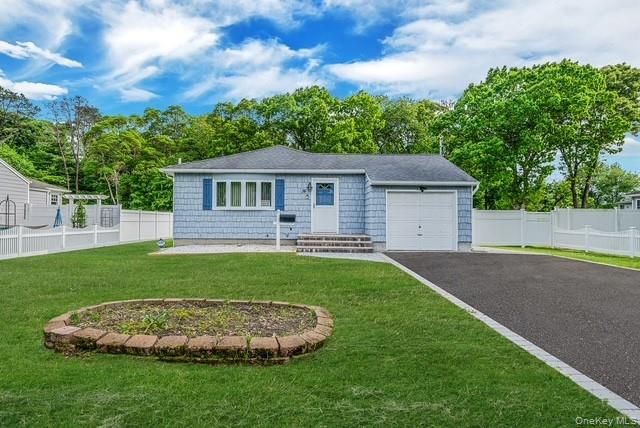 34 Stewart Street, Bay Shore, NY 11706