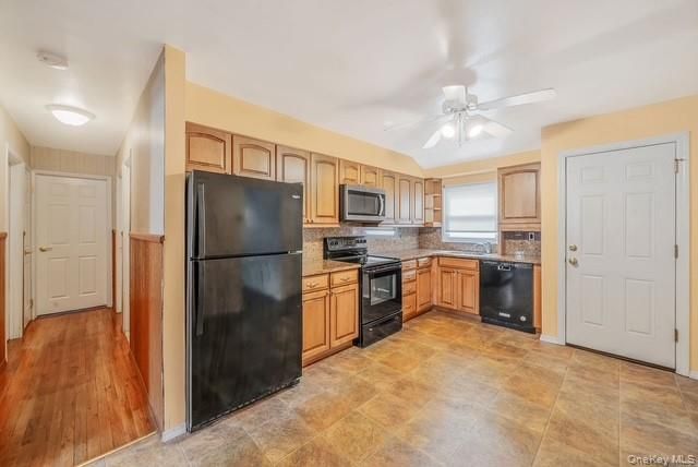 34 Stewart Street, Bay Shore, NY 11706