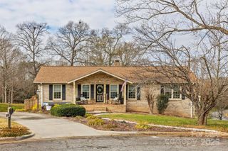 2419 Pebblestone Court, Gastonia, NC 28054