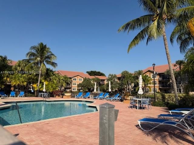 8901 Wiles Road 103, Coral Springs, FL 33067