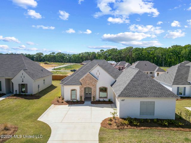 437 Aurora Circle, Canton, MS 39046