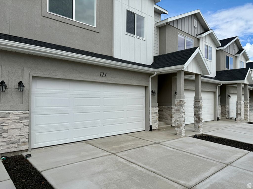 Image 1 of property listing at 121 E 730 N, Tooele, UT 84074