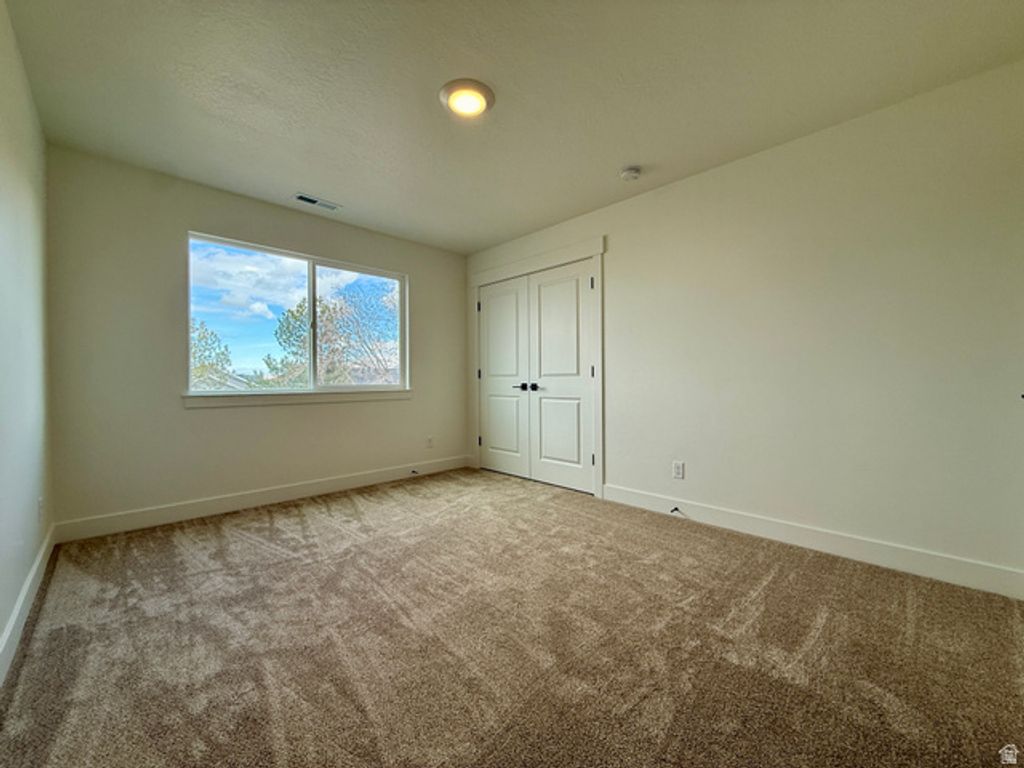 Image 19 of property listing at 121 E 730 N, Tooele, UT 84074