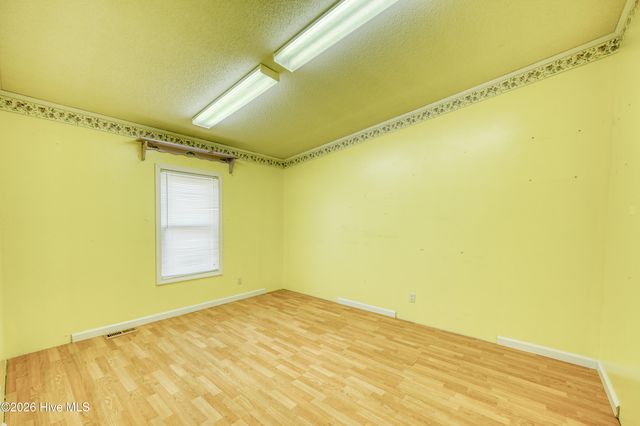 876 Mcclammy Road, Hampstead, NC 28443