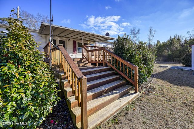 876 Mcclammy Road, Hampstead, NC 28443