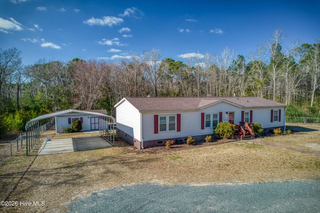 876 Mcclammy Road, Hampstead, NC 28443